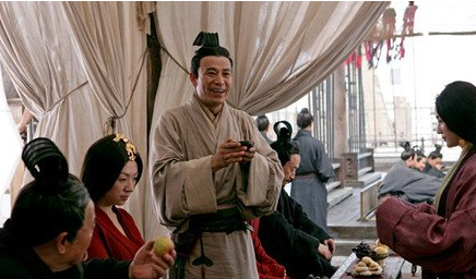历史上最坑人的饭局是什么？竟是周瑜宴请蒋干
