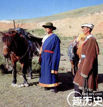 裕固族服饰是什么样的 介绍裕固族服饰