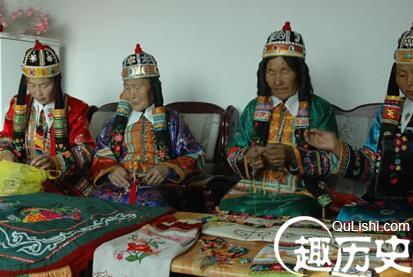 蒙古族服饰  蒙古族刺绣的起源和发展介绍