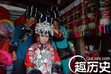 苗族婚俗简介 苗族人在婚恋过程中有何习俗