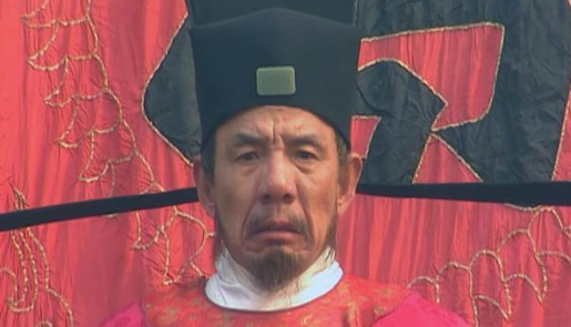 阮小七明明支持招安，为什么还要偷换御酒阻止招安大业！