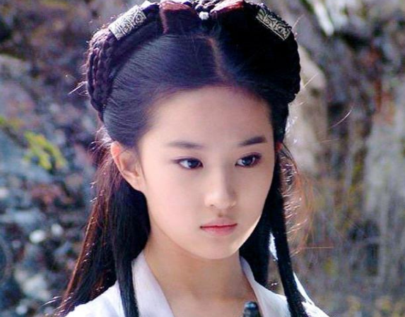 杨过与小龙女有后代吗？有人猜测他是杨过与小龙女的儿子！