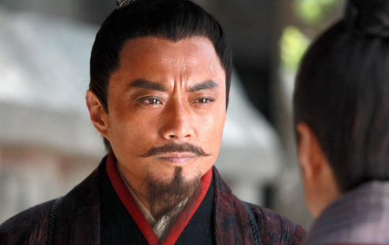 宋江好不容易做了首领为什么还要提出让位？宋江让位的人选是谁？