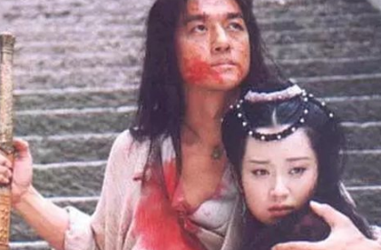 任盈盈为什么愿意跟令狐冲退隐江湖？任盈盈真的是自愿的吗？