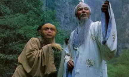 难怪孙悟空有长生术还会被地府勾魂，你看他在生死薄上叫啥名！