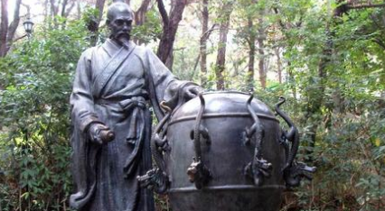 汉朝诗词代表人物生平简介:张衡,仿照班固作《二京赋》