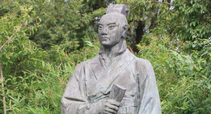南北朝诗词代表人物生平简介:萧统,编有《文选》