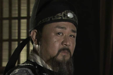 成语“唾面自干”是什么意思?背后有什么典故?