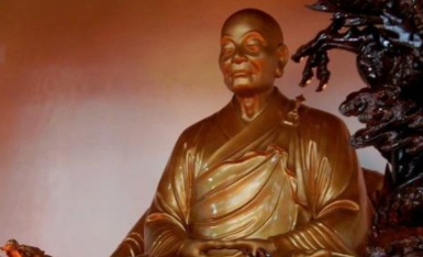 成语“一尘不染”源自何人?其中有哪些历史典故呢?